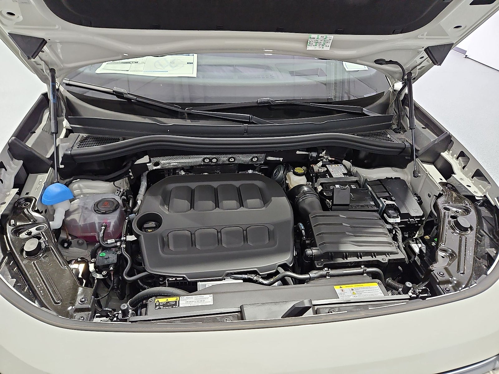 2026 Volkswagen Tiguan SEL R-Line Turbo
