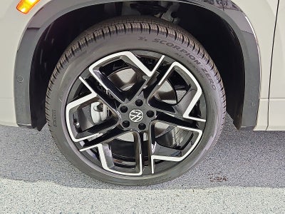 2026 Volkswagen Tiguan SEL R-Line Turbo