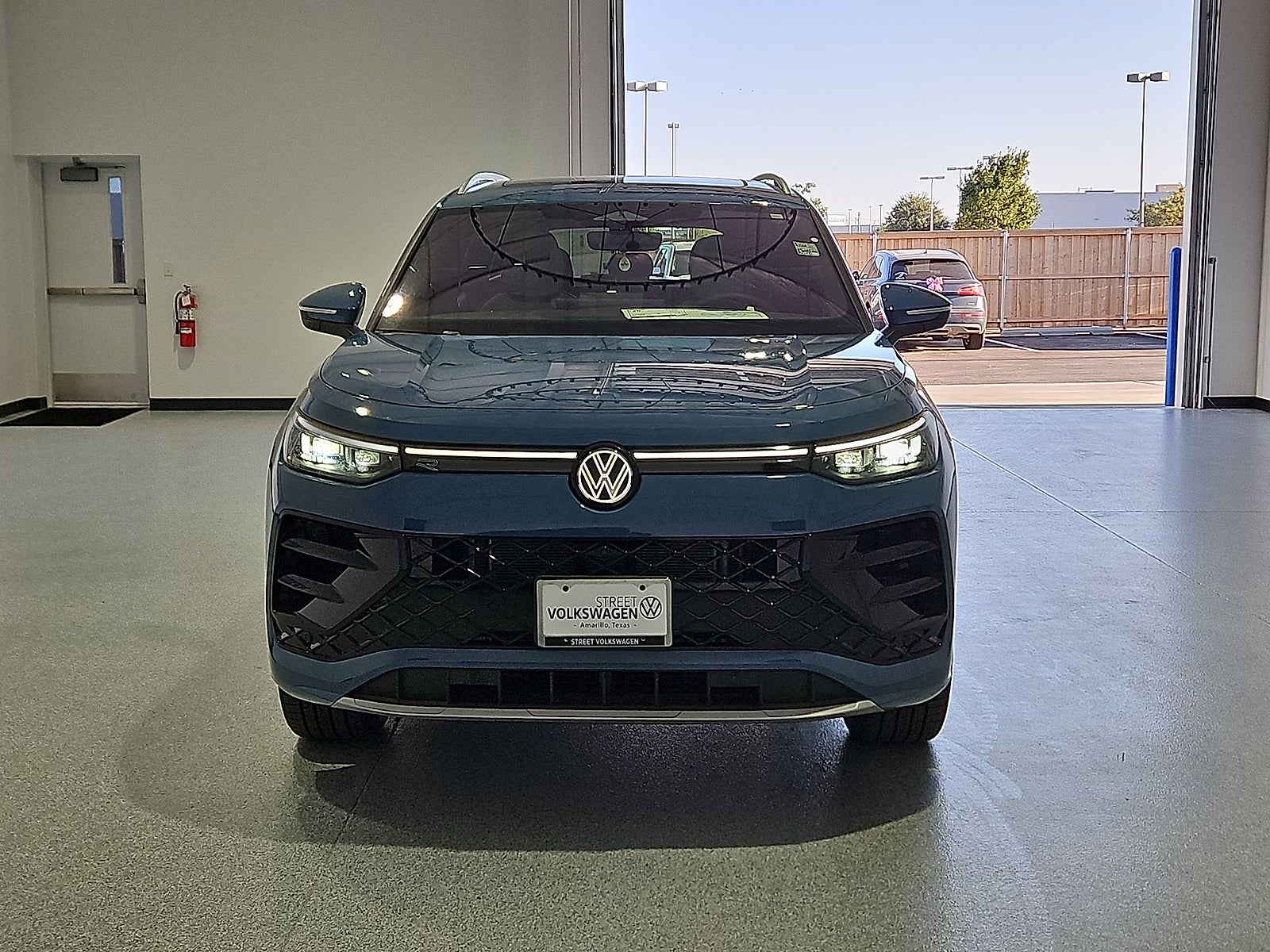 2026 Volkswagen Tiguan SEL R-Line Turbo
