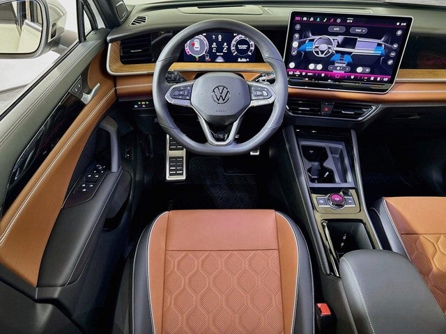 2026 Volkswagen Tiguan SEL R-Line Turbo