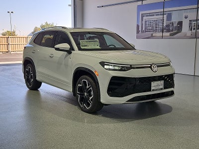 2026 Volkswagen Tiguan SEL R-Line Turbo