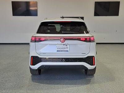 2026 Volkswagen Tiguan SEL R-Line Turbo