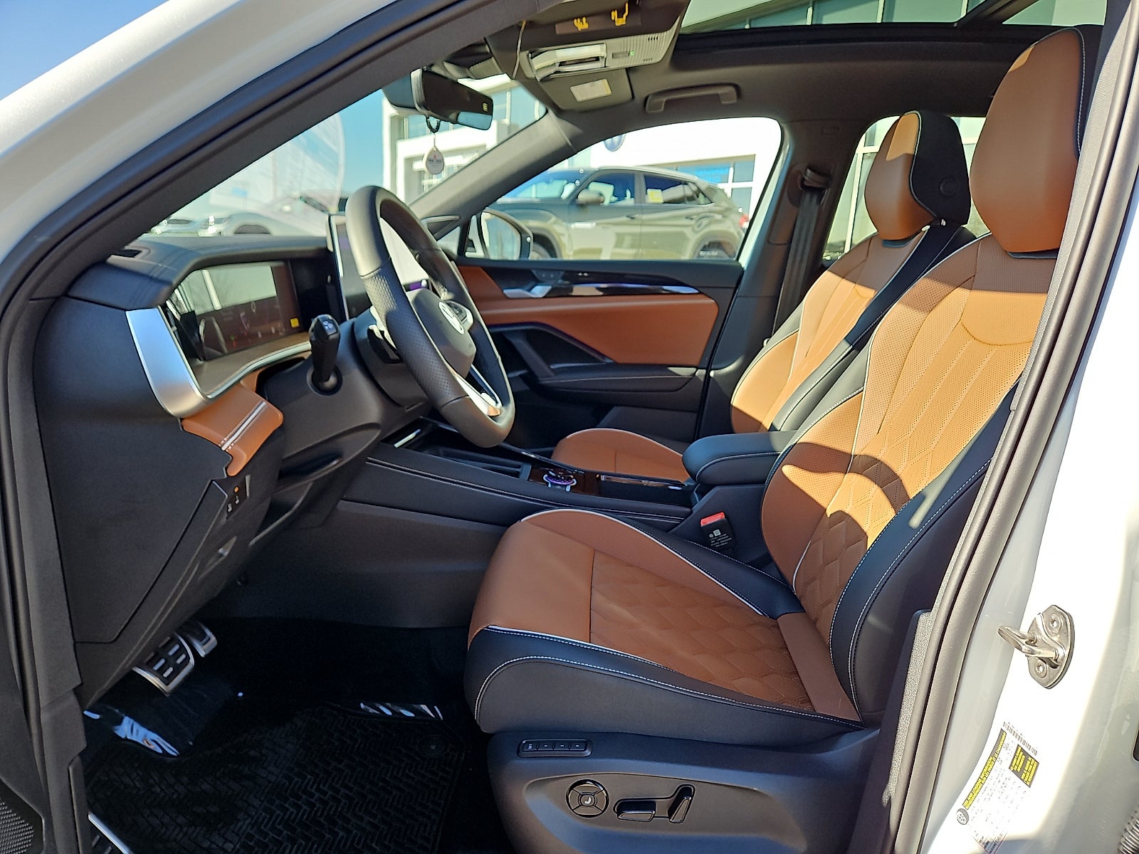 2026 Volkswagen Tiguan 2.0T SEL R-Line Turbo