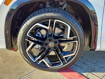 2026 Volkswagen Tiguan 2.0T SEL R-Line Turbo