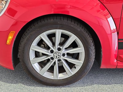 2019 Volkswagen Beetle 2.0T SE