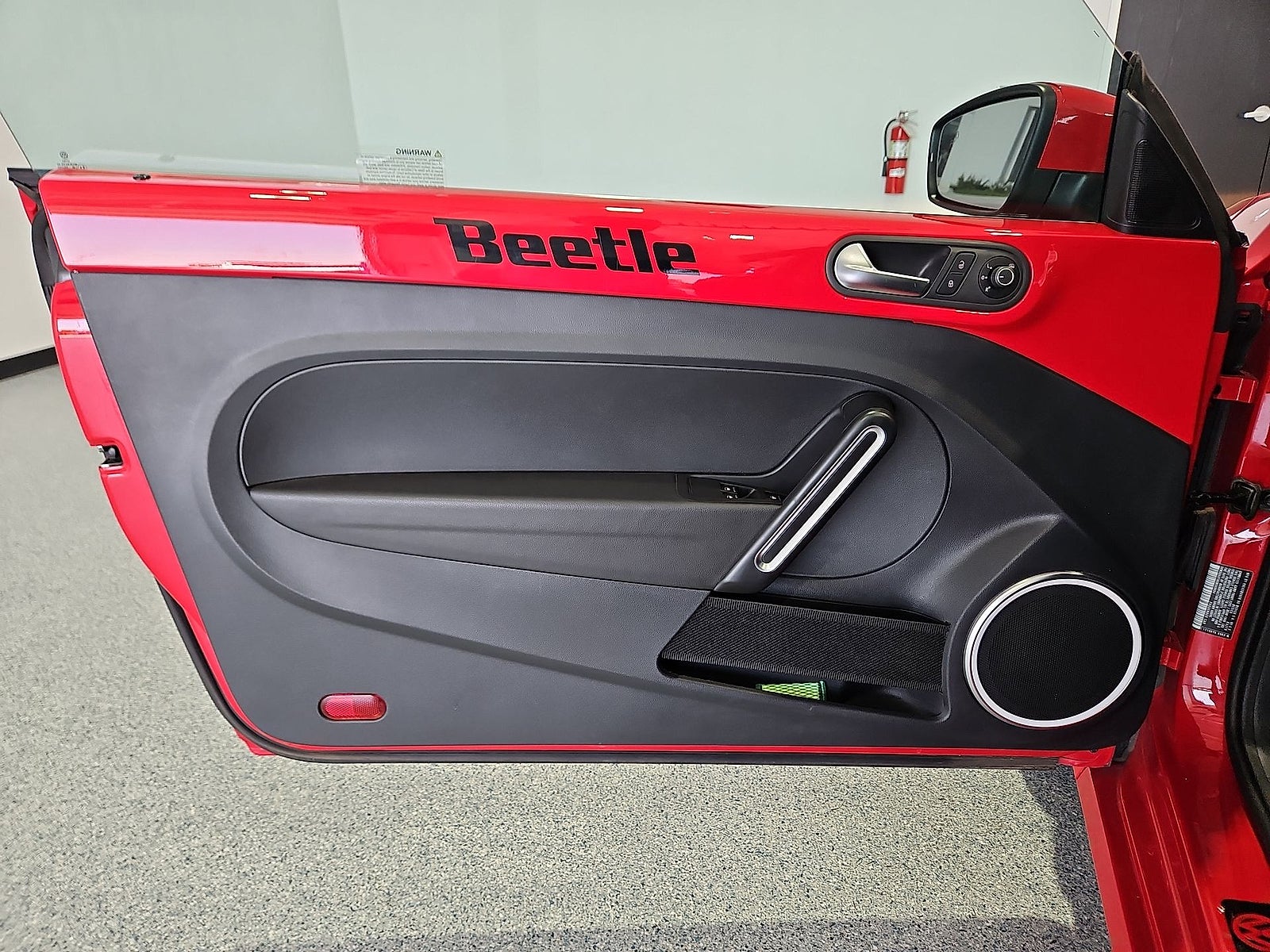 2019 Volkswagen Beetle 2.0T SE