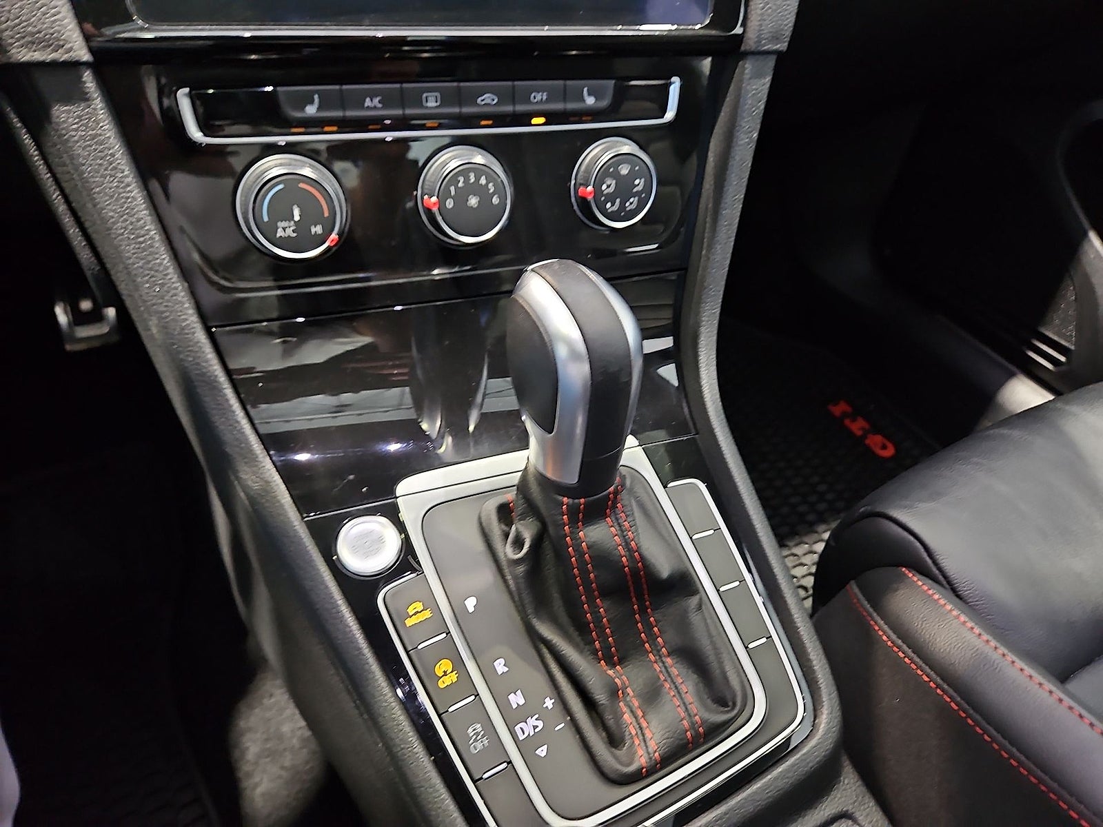 2020 Volkswagen Golf GTI 2.0T S