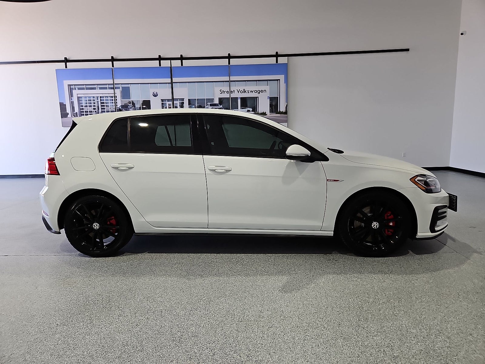 2020 Volkswagen Golf GTI 2.0T S