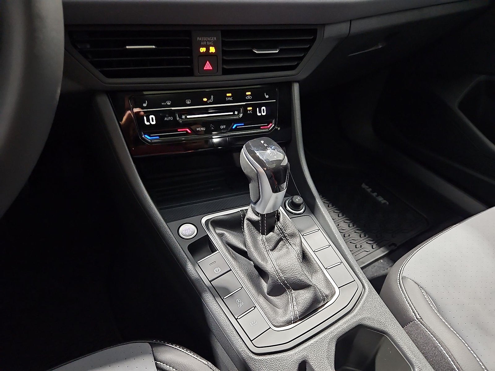 2027 Volkswagen Jetta SE
