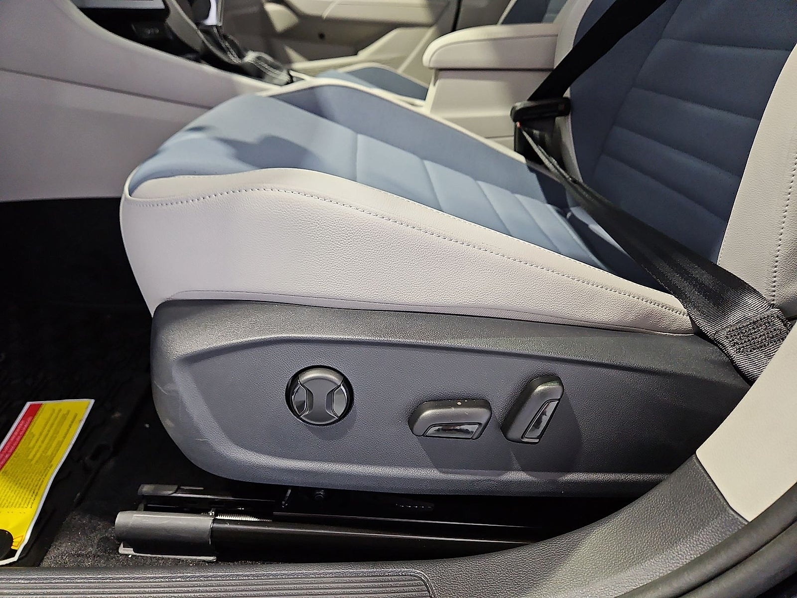 2027 Volkswagen Jetta SE