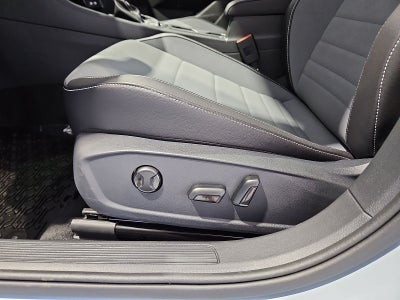 2027 Volkswagen Jetta SE
