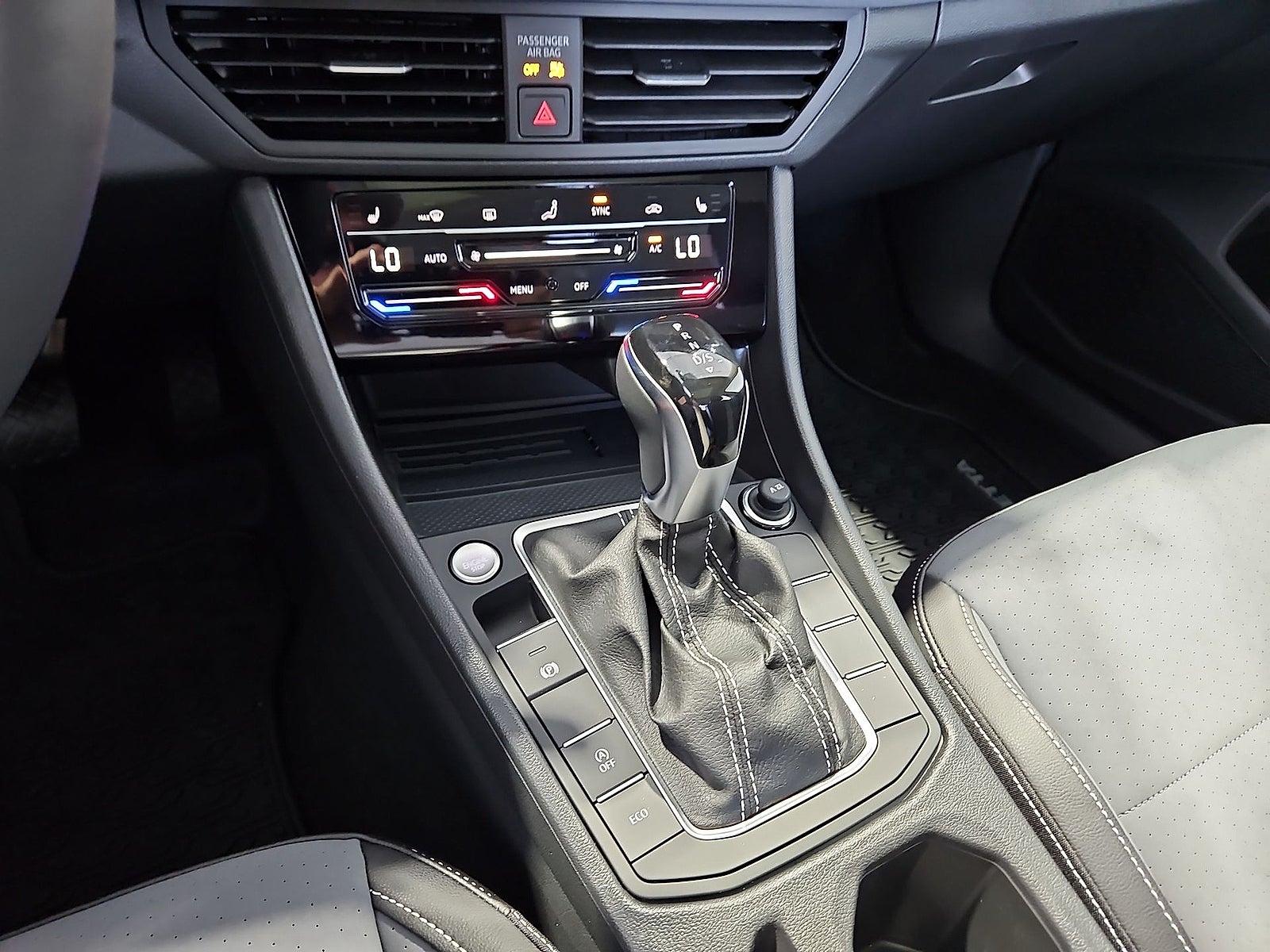 2027 Volkswagen Jetta SE