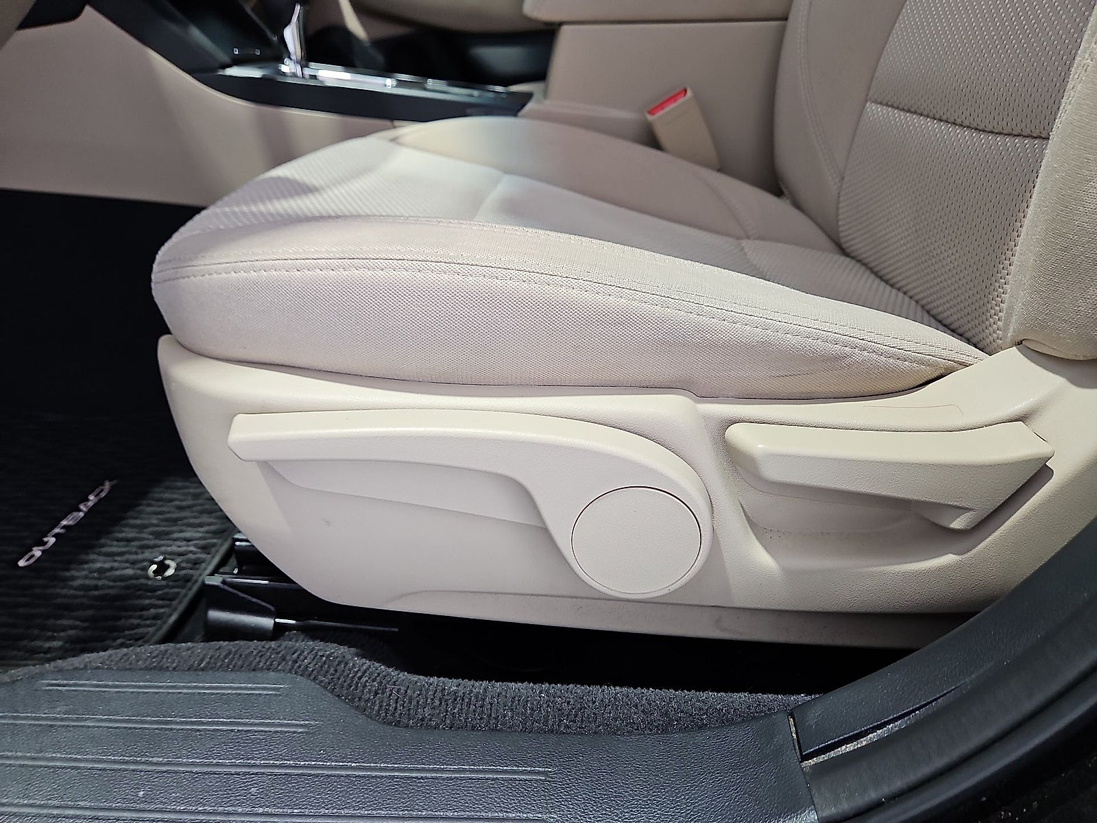 2019 Subaru Outback 2.5i