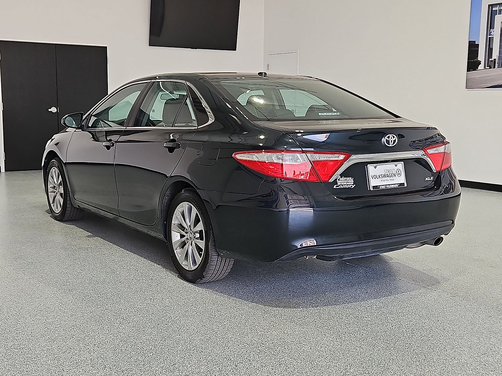 2016 Toyota Camry XLE