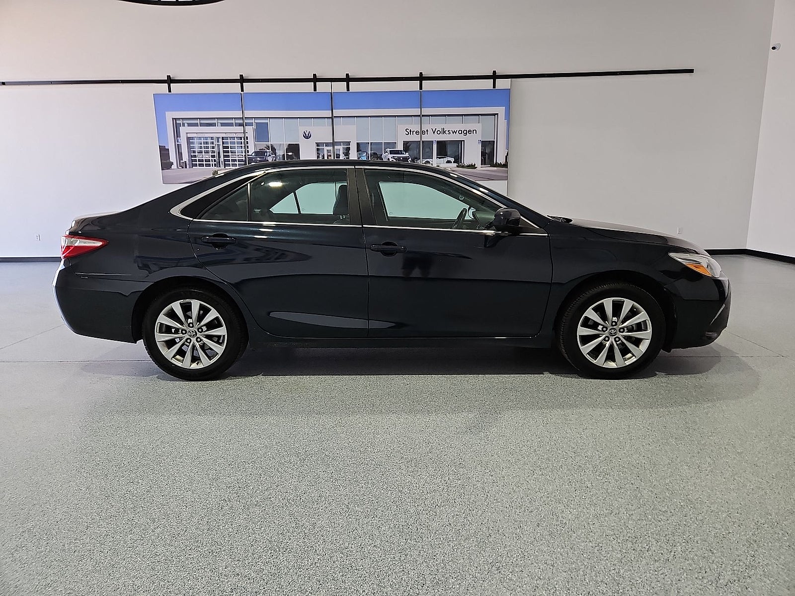 2016 Toyota Camry XLE