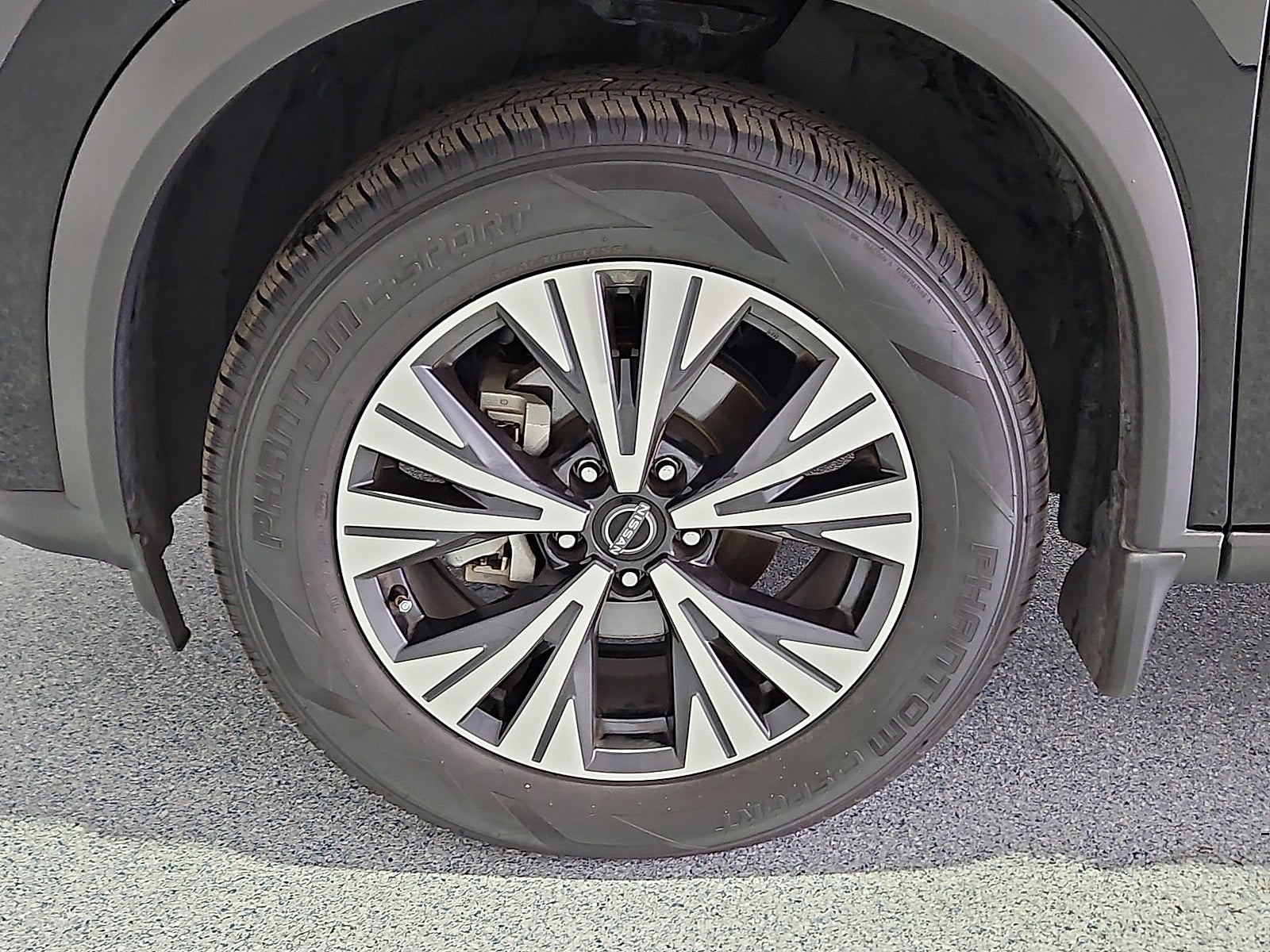 2023 Nissan Rogue SV FWD