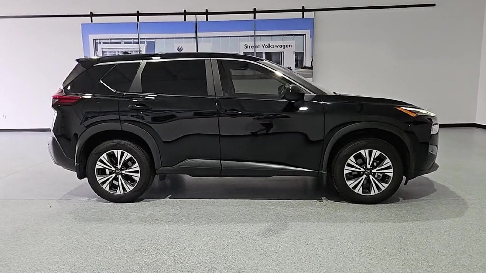 2023 Nissan Rogue SV FWD