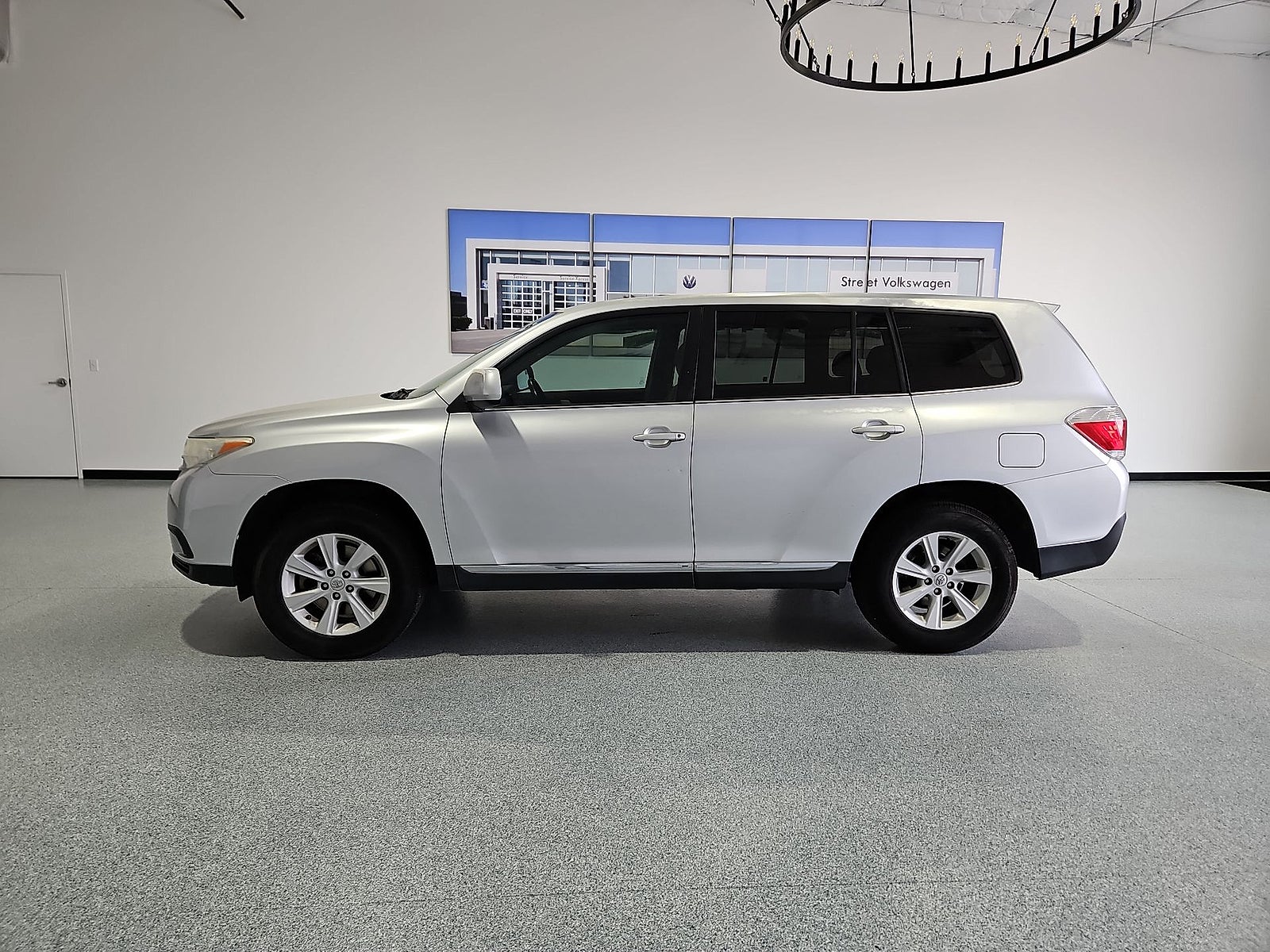 2013 Toyota Highlander Base