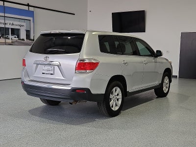 2013 Toyota Highlander Base
