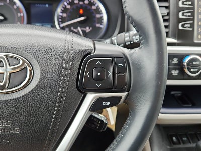 2016 Toyota Highlander LE Plus V6