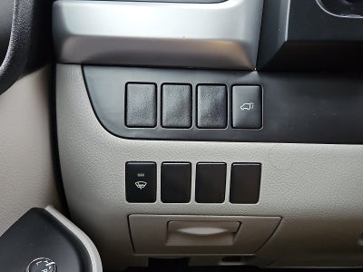 2016 Toyota Highlander LE Plus V6