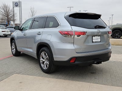 2016 Toyota Highlander LE Plus V6