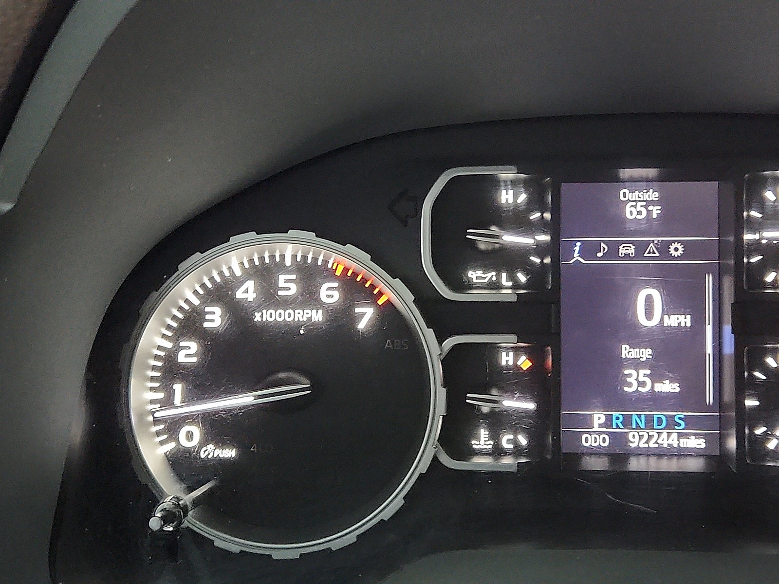 2019 Toyota Tundra SR5 5.7L V8