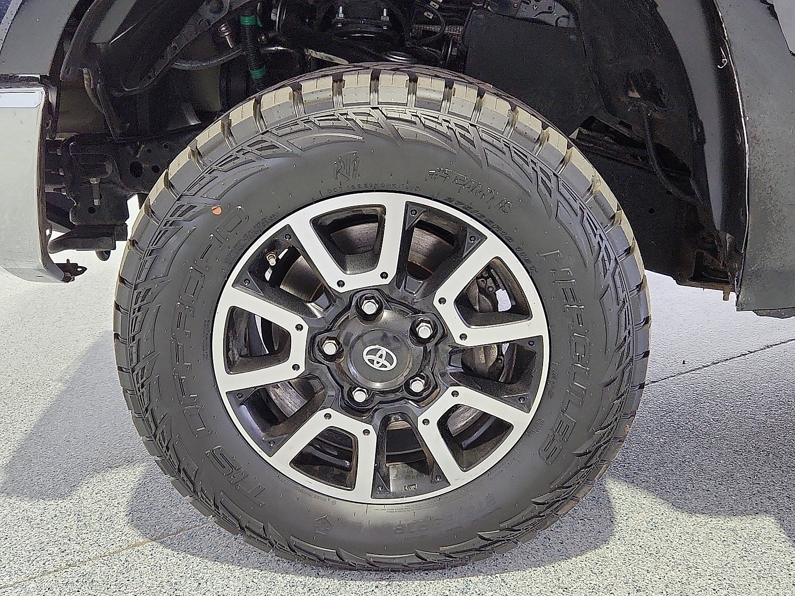 2019 Toyota Tundra SR5 5.7L V8