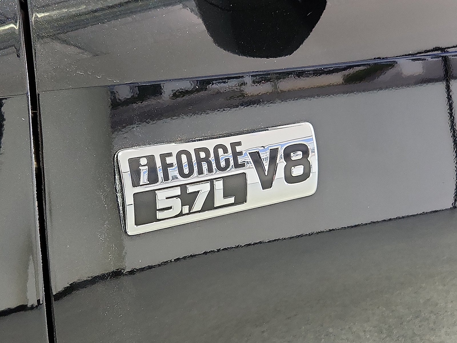 2019 Toyota Tundra SR5 5.7L V8