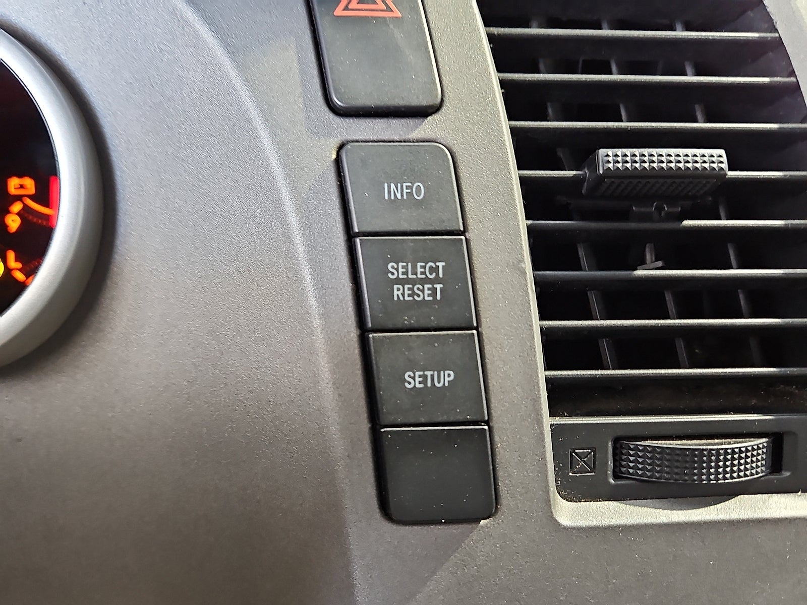 2010 Toyota Tundra Grade 5.7L V8