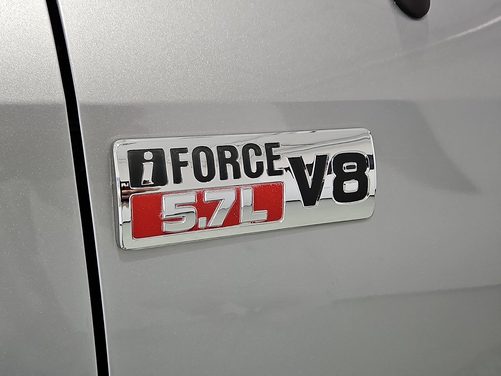 2010 Toyota Tundra Grade 5.7L V8