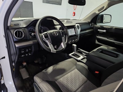 2017 Toyota Tundra SR5 5.7L V8