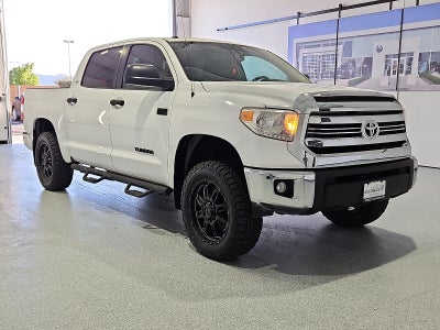 2017 Toyota Tundra SR5 5.7L V8