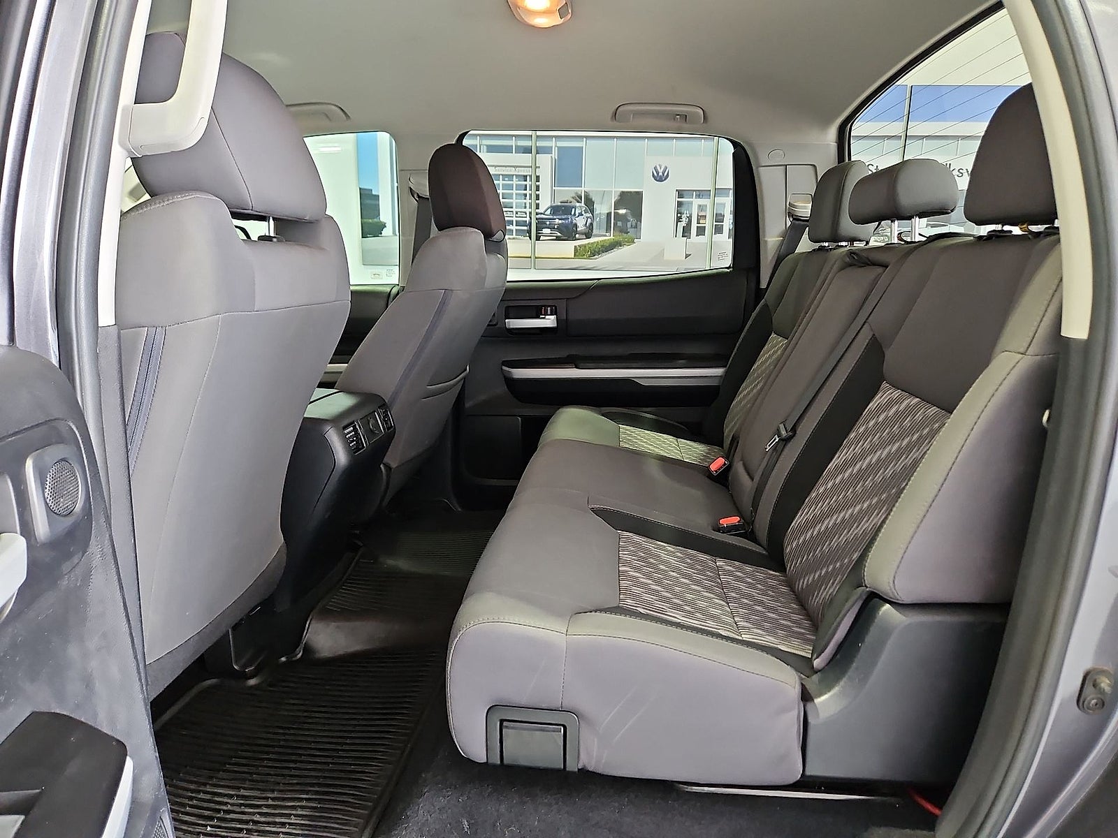 2018 Toyota Tundra SR5 5.7L V8