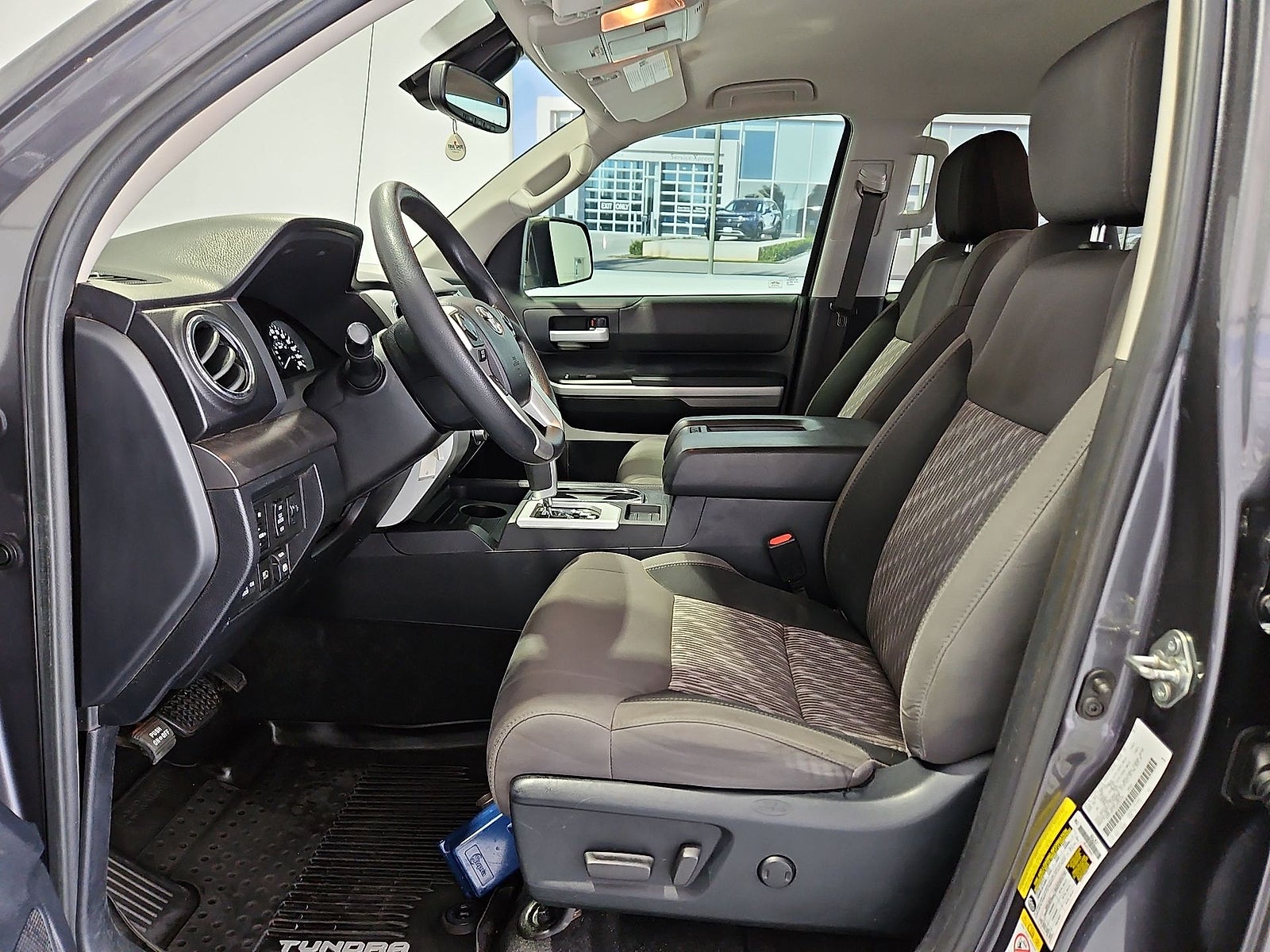 2018 Toyota Tundra SR5 5.7L V8