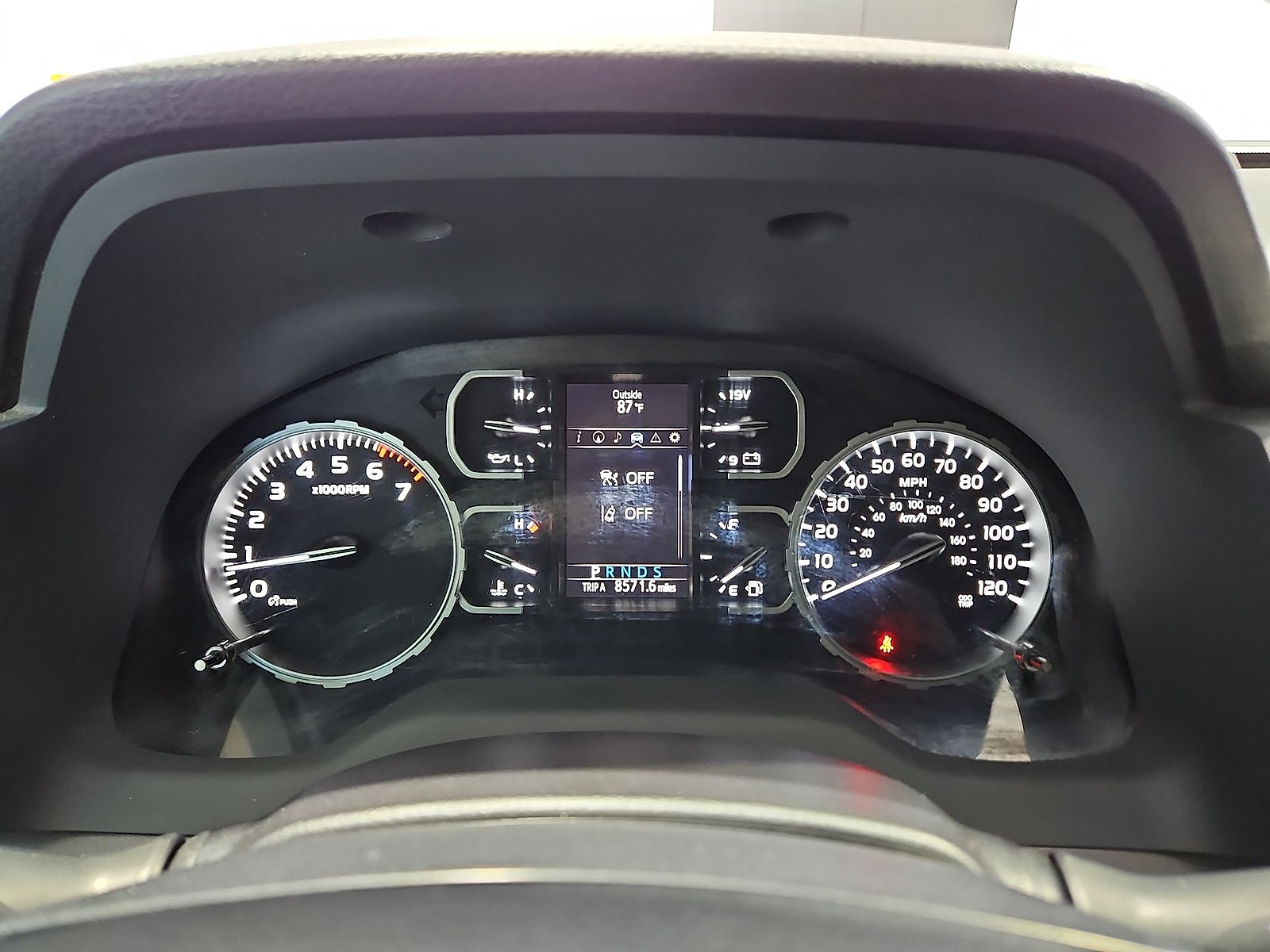 2018 Toyota Tundra SR5 5.7L V8