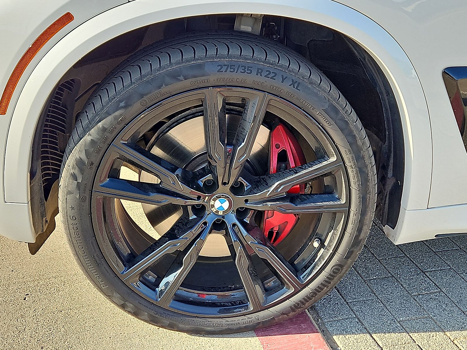 2024 BMW X5 M60i