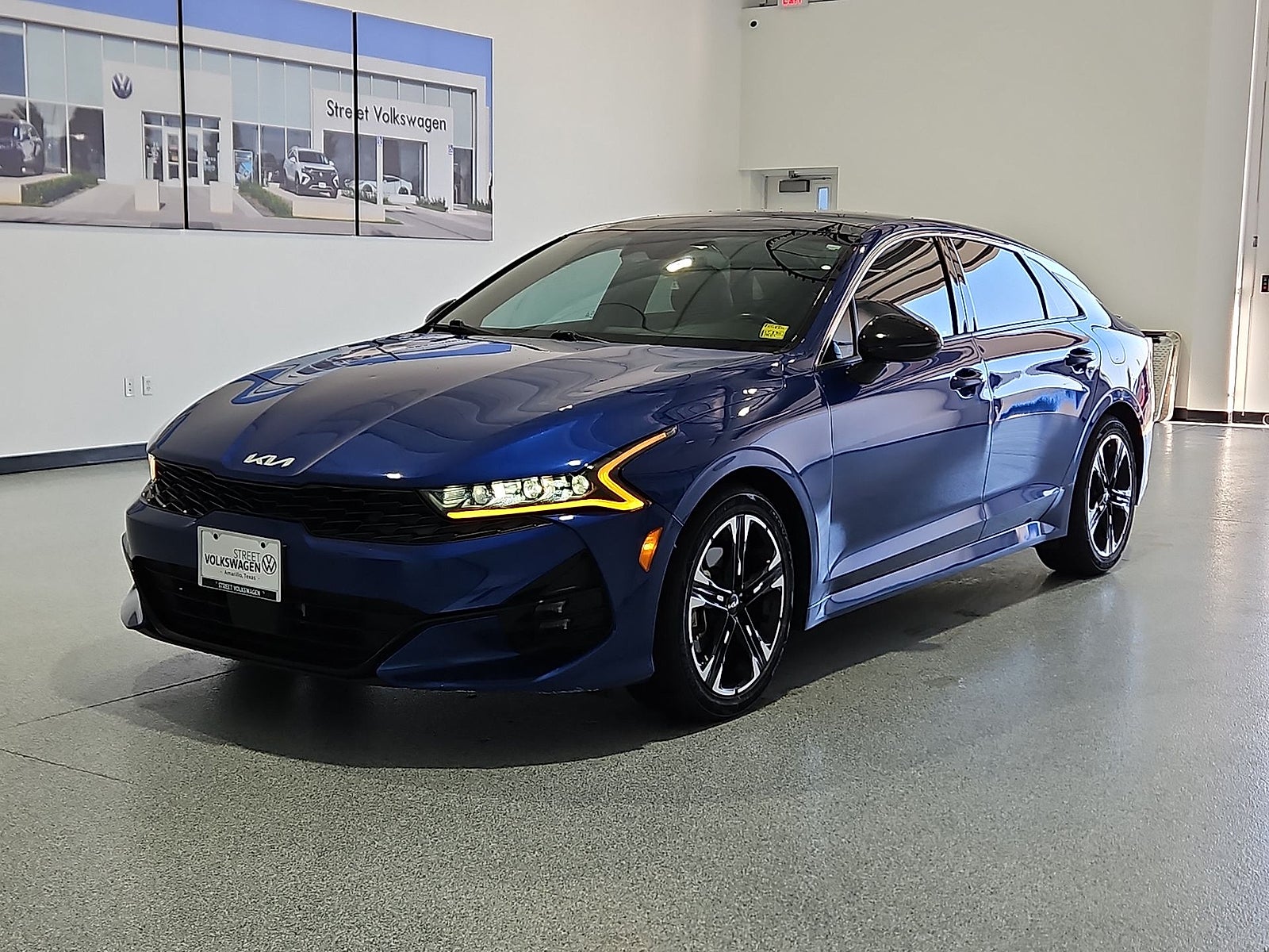 2023 Kia K5 GT-Line