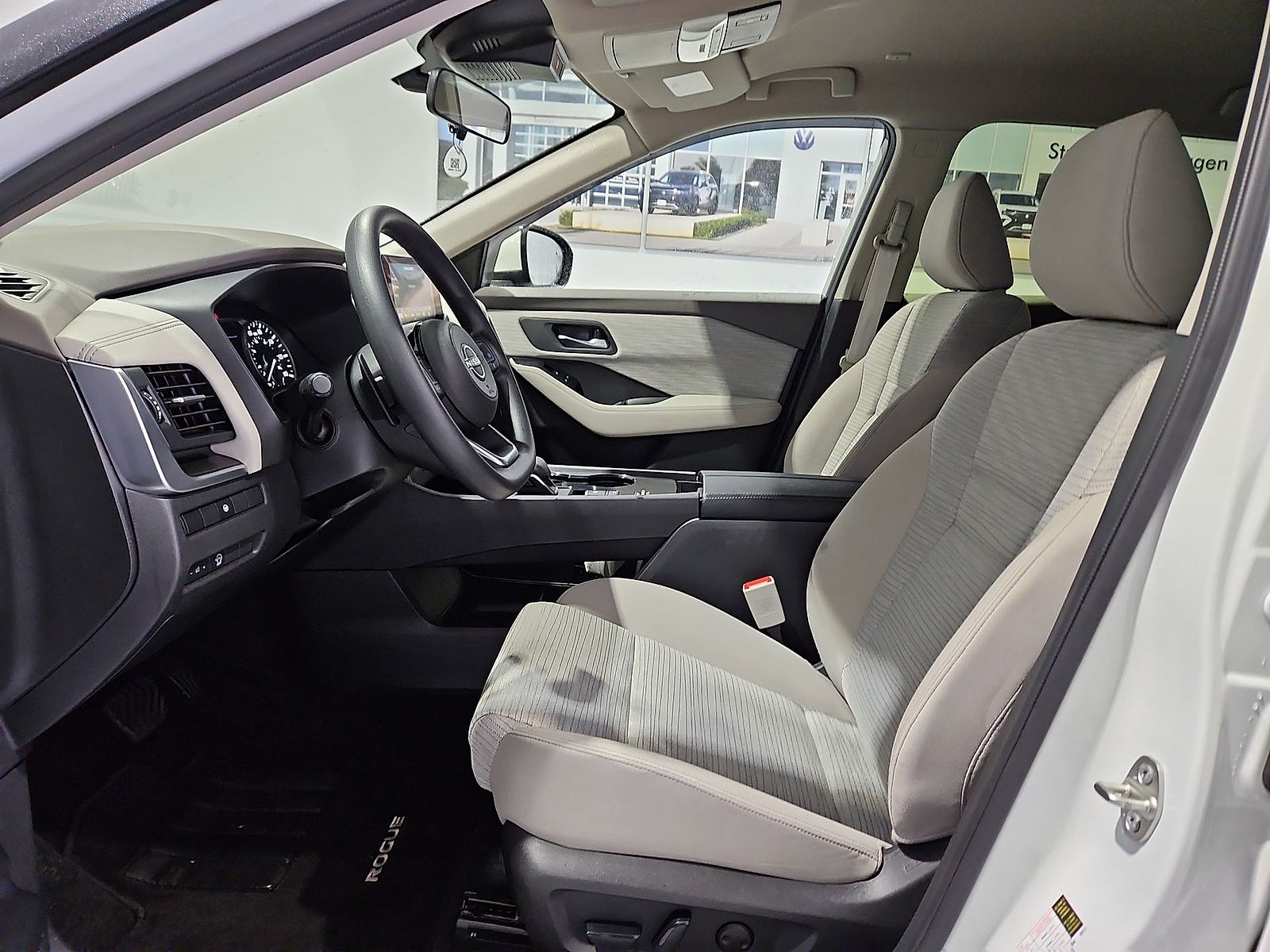 2023 Nissan Rogue SV FWD
