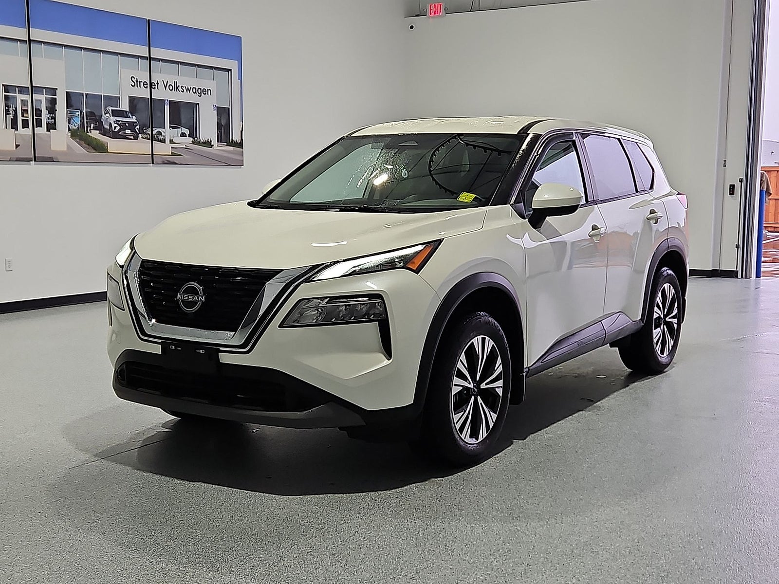 2023 Nissan Rogue SV FWD
