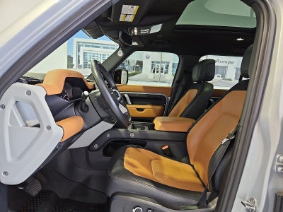 2023 Land Rover Defender 130 X-Dynamic SE