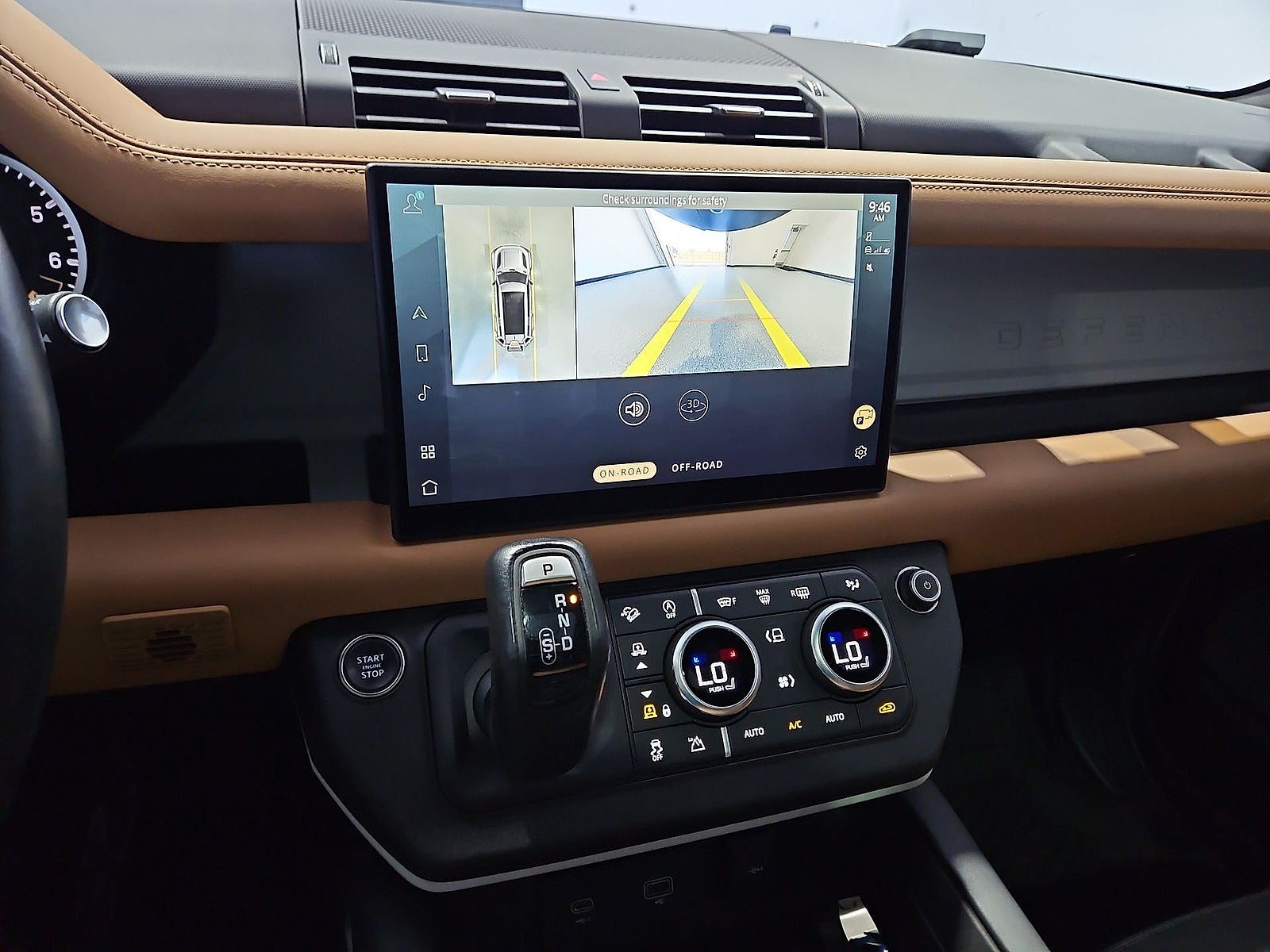 2023 Land Rover Defender 130 X-Dynamic SE