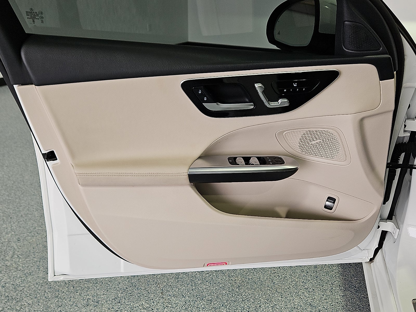 2025 Mercedes-Benz C 300 C 300 4MATIC®