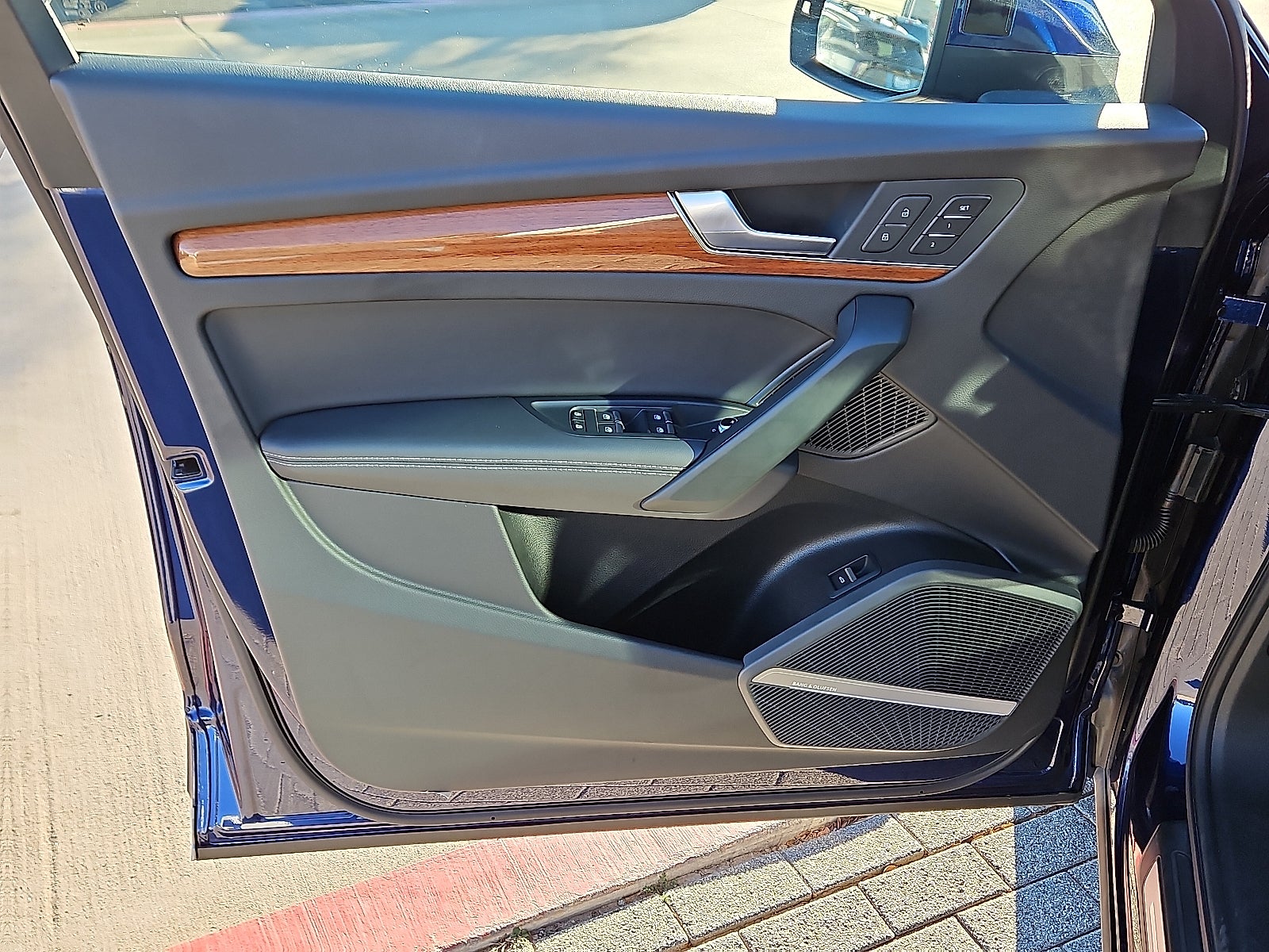 2023 Audi Q5 45 S line Premium quattro