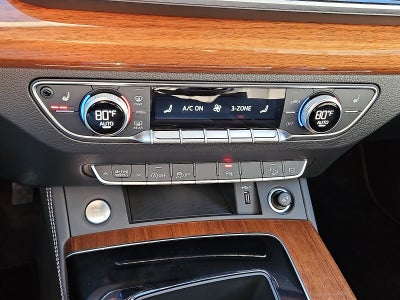 2023 Audi Q5 45 S line Premium quattro