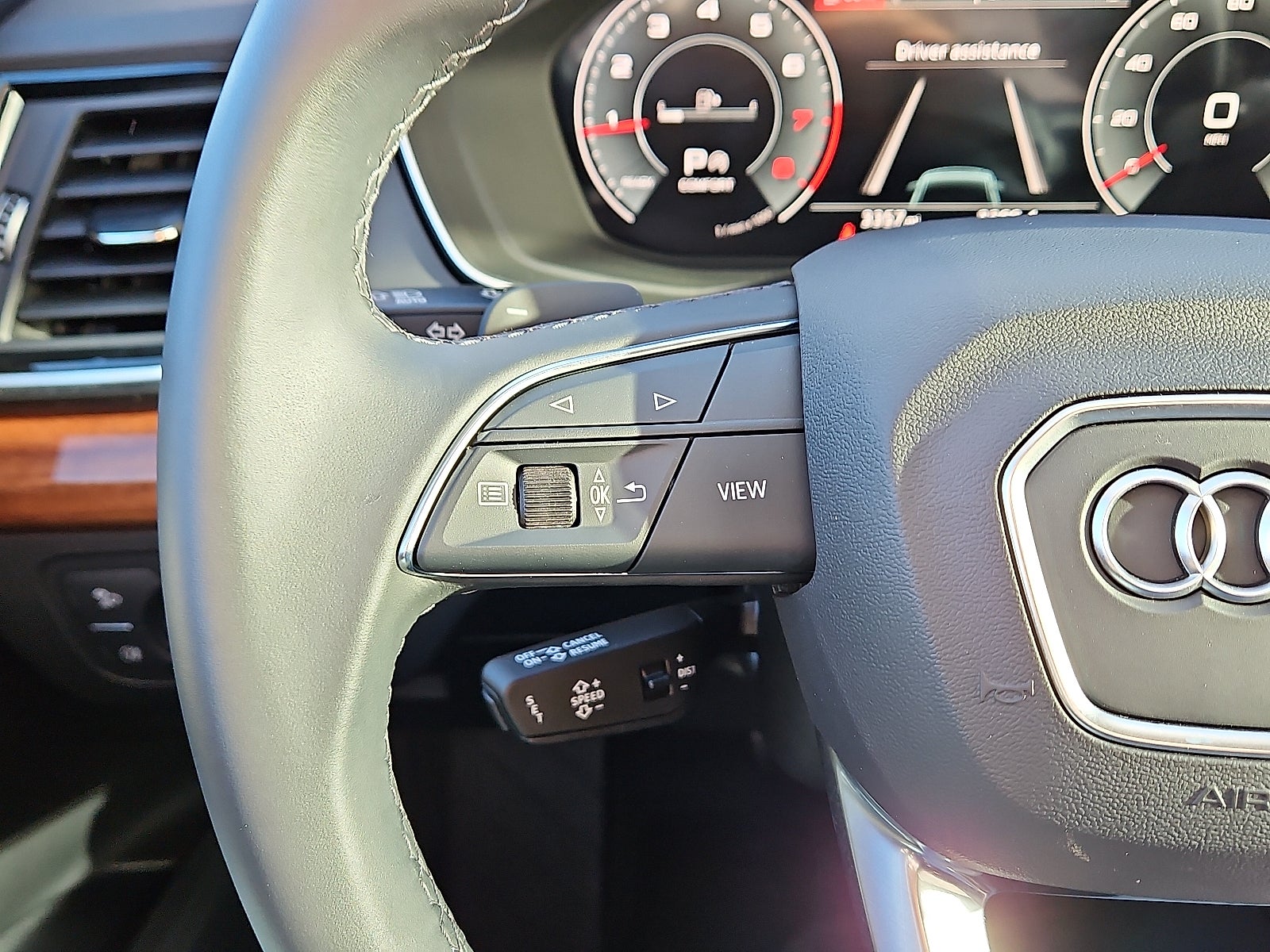 2023 Audi Q5 45 S line Premium quattro