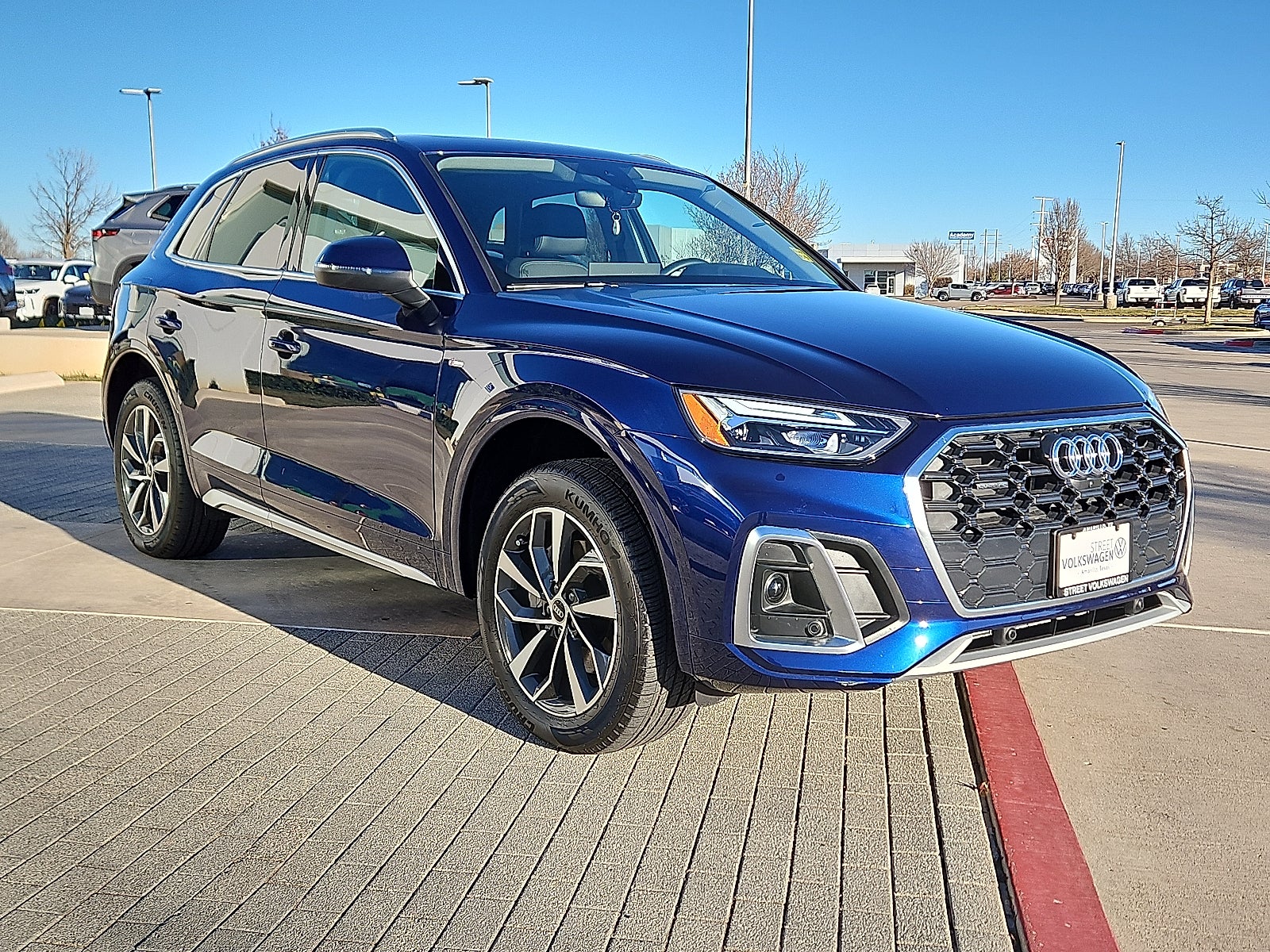 2023 Audi Q5 45 S line Premium quattro