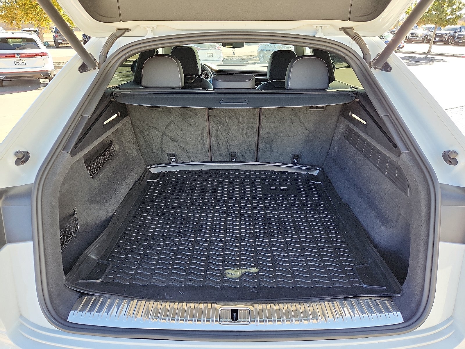 2021 Audi Q8 55 Premium Plus quattro