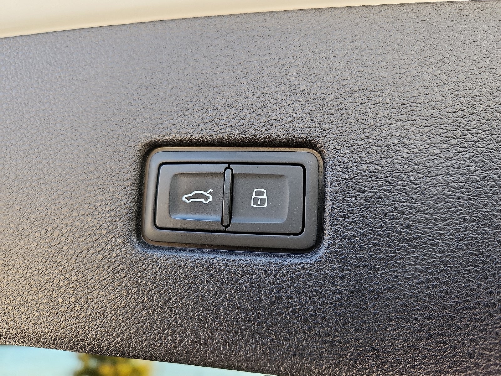 2021 Audi Q8 55 Premium Plus quattro