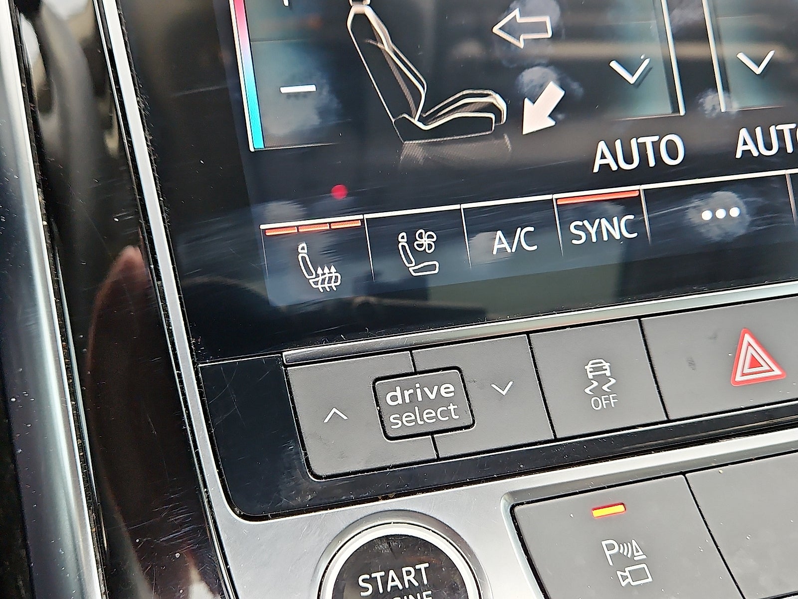 2023 Audi Q7 45 Premium Plus quattro